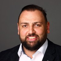 Dirk Adler