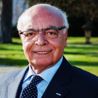 Sante Demola