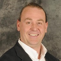Simon Knowles