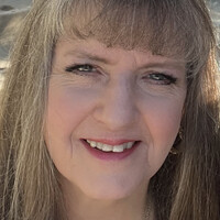 Debbi Grange