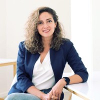 Niusha Fakhar