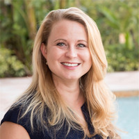 Elizabeth (Beth) Mcnicholas