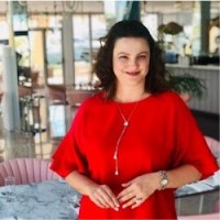 Laura -Stefania Efthymiou