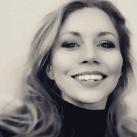 Samantha White