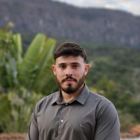 Túlio Navarro