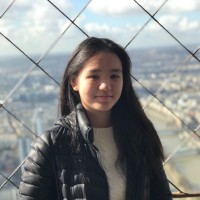 Elaine Mo