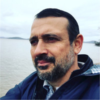 Carlos Raya