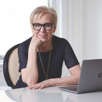 Carole Nicksin