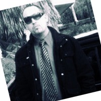 Darren F.