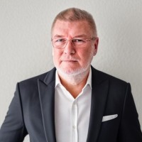 Jose Luiz B. Ethur