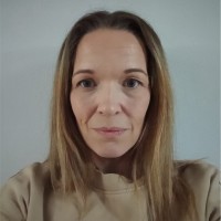 Lianne Bojniku