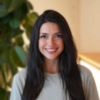 Julia Fernandes