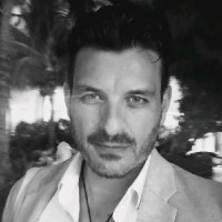 Gerardo Oñate.