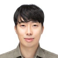 김윤섭