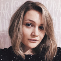 Bozhena Holoviy