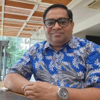 P a r a s ~ T r i v e d i