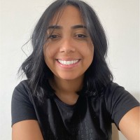 Kênia Santos