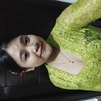Komang Sukreni