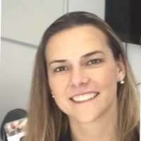 Claudia Simoes