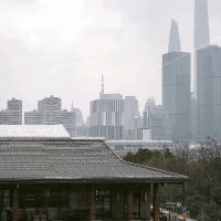 洪令里