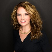 Jennifer Hicks, Mba