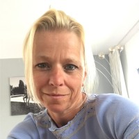 Patricia Van Den Brom
