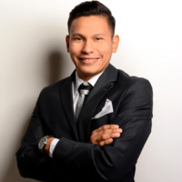 Santiago Flores