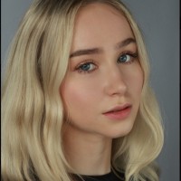Zoe Thacker