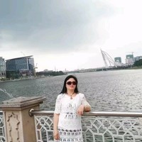 何秀玲