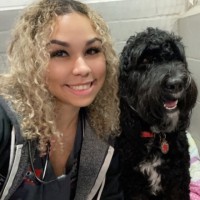 Kayla Lovett, RVT