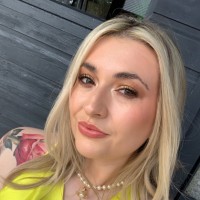Laura Parry-Jones