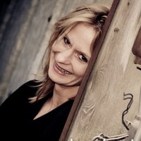 Traci Davis