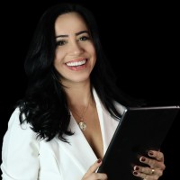 Tainã Queiroz