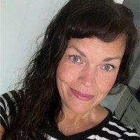 Julia Almström