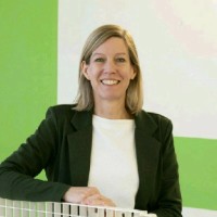 Esther van der Ploeg