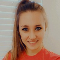 Leslie Seis