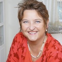 Helga Weyer