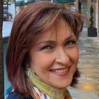 Jaleh Moslehi, Pe