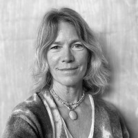 Lisa Gilmour (she/her)