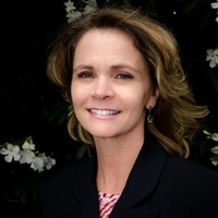 Laura Navarro, Cfp®, Cdfa®