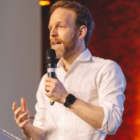 Oliver Stuenkel