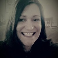Lisa J Corum