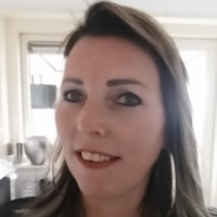 Monique De Ruiter