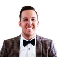 Andrew Peters