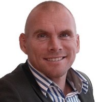 Erik Overzet