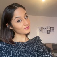 Célia Khouffache