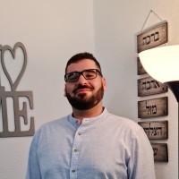 Lior Weiss