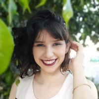 Larissa Abrão