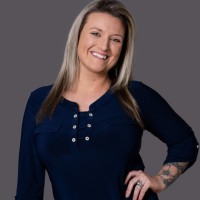 Shannon Glover (Riley)