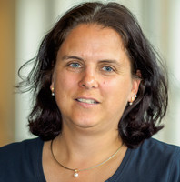 Yvonne Kirstan